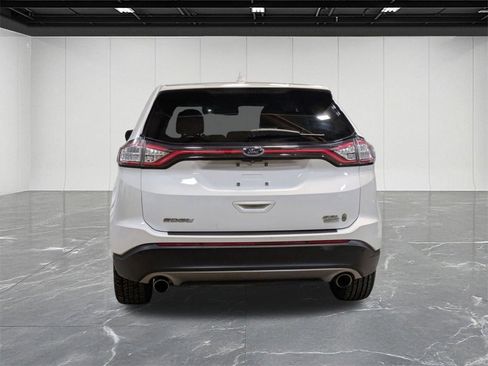 Used 2018 Ford Edge SEL w/ Equipment Group 201A image 4