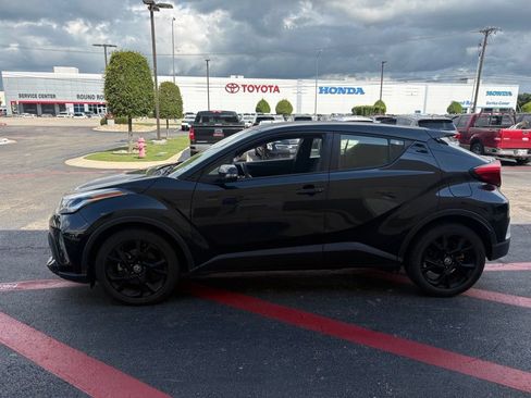 Used 2022 Toyota C-HR Nightshade FWD image 3