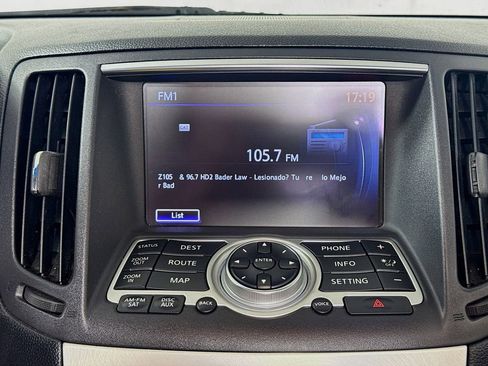 Used 2014 INFINITI Q60 Convertible w/ Premium Package image 15