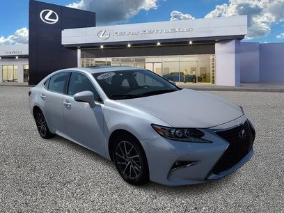 Used 2017 Lexus ES 350 w/ Luxury Package