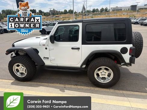 Used 2022 Jeep Wrangler Sport AWD/4WD image 6