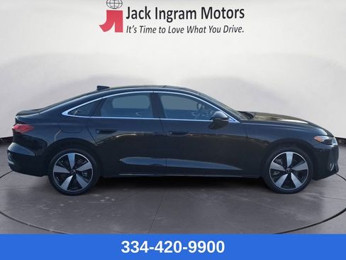 New 2025 Audi A5 2.0T Prestige image 6