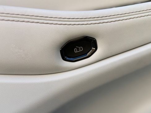 New 2026 Jeep Cherokee Limited image 11