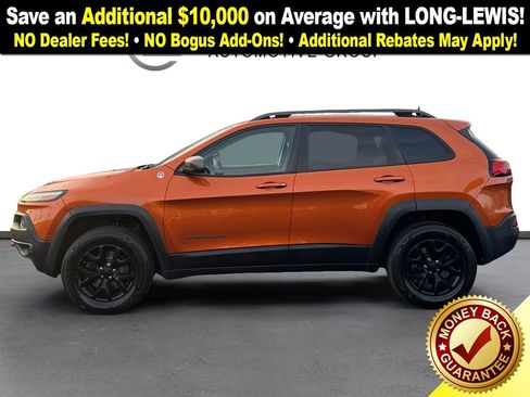Used 2015 Jeep Cherokee Trailhawk w/ Leather Interior Group image 2