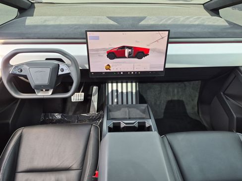 Used 2024 Tesla Cybertruck Cyberbeast AWD/4WD image 29