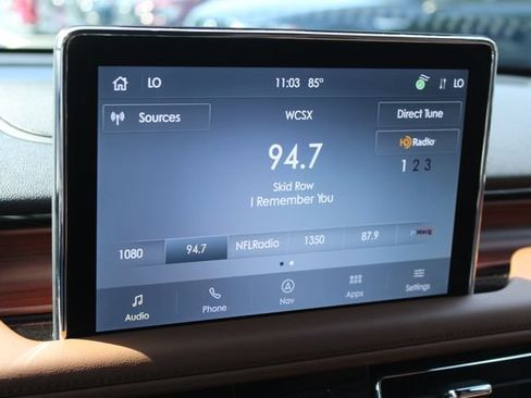 Used 2024 Lincoln Aviator Reserve w/ Elements Package Plus AWD/4WD image 24