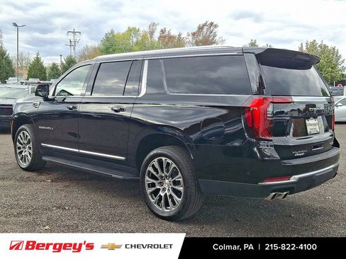 Certified 2025 GMC Yukon XL Denali image 8