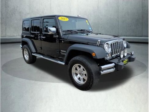 Used 2018 Jeep Wrangler Unlimited Sport S image 7