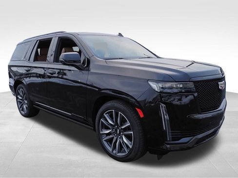 Used 2022 Cadillac Escalade Sport w/ Touring Package image 3