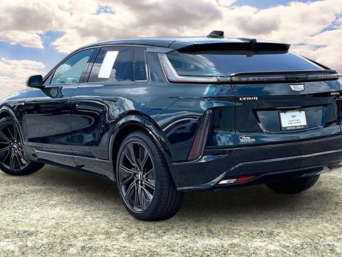 Certified 2024 Cadillac Lyriq Sport w/ Nappa Leather Package AWD/4WD image 4