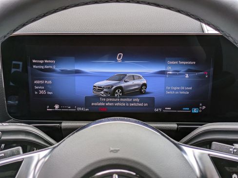 New 2025 Mercedes-Benz GLA 250 4MATIC image 12