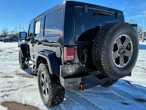 Used 2012 Jeep Wrangler Unlimited Sahara image 4