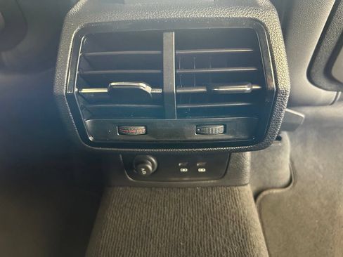 Used 2025 Audi Q3 2.0T Premium AWD/4WD image 31
