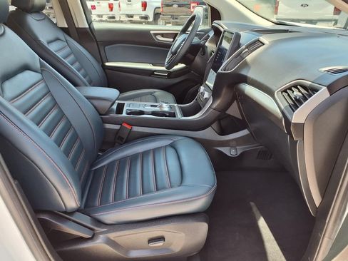 Used 2023 Ford Edge SEL w/ Sport Appearance Package AWD/4WD image 12