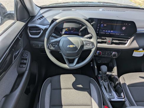 New 2026 Chevrolet TrailBlazer LT FWD image 16