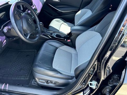 Used 2022 Toyota Corolla XSE w/ Carpet Mat Package (TMS) FWD image 5
