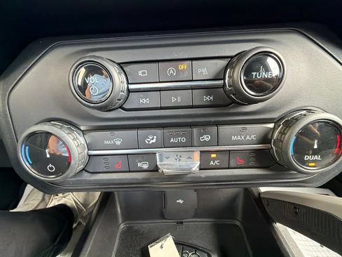 Used 2022 Ford Bronco Outer Banks AWD/4WD image 25