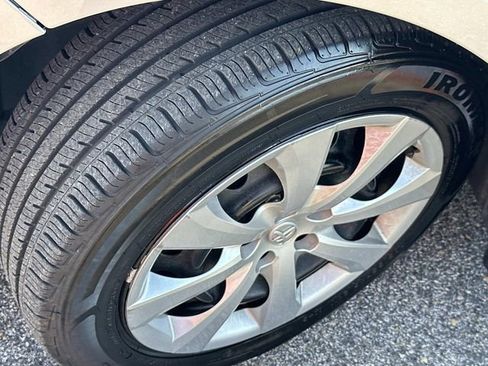 Used 2023 Toyota Corolla LE image 13