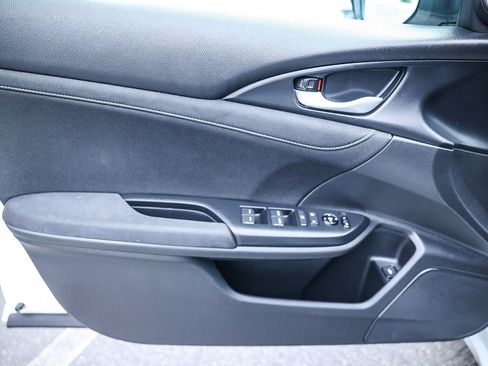 Used 2021 Honda Insight EX image 28