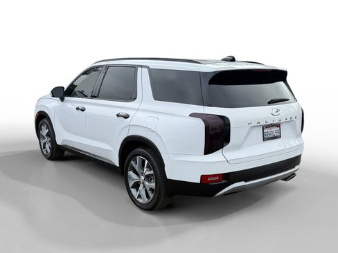 Used 2020 Hyundai Palisade SEL w/ Convenience Package image 3