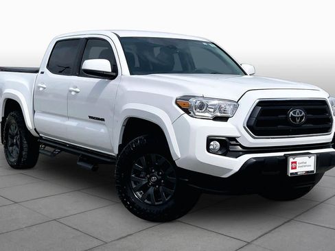Used 2023 Toyota Tacoma SR5 image 3