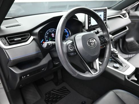 Certified 2021 Toyota RAV4 XSE w/ Carpet Mat Package (TMS) image 8