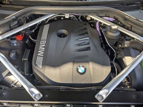 New 2026 BMW X7 xDrive40i image 18