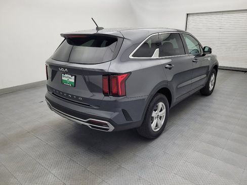 Used 2023 Kia Sorento LX AWD/4WD image 9