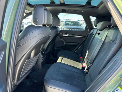 Used 2024 Audi SQ5 Prestige w/ Prestige Package image 16