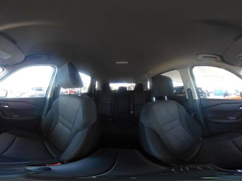 Used 2026 Nissan Rogue SV AWD/4WD image 44