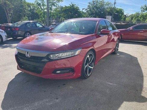 Used 2018 Honda Accord Sport image 2