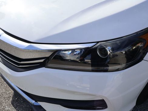 Used 2016 Honda Accord LX image 3