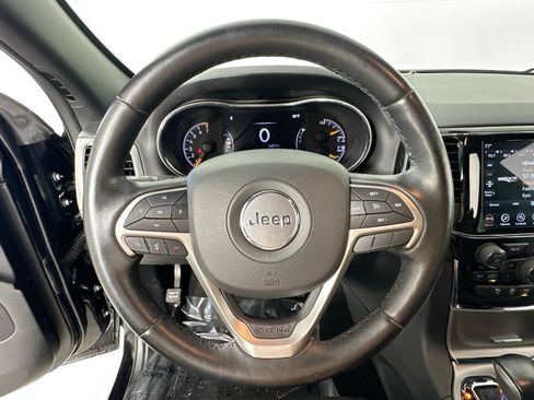Used 2022 Jeep Grand Cherokee Laredo X AWD/4WD image 11