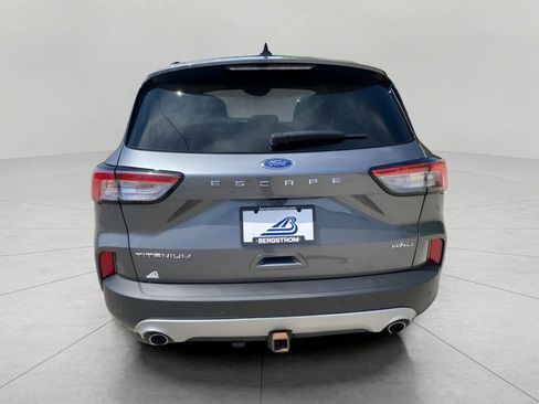 Certified 2022 Ford Escape Titanium w/ Class II Trailer Tow Package AWD/4WD image 15