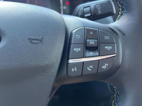 New 2025 Ford Maverick Lobo image 17