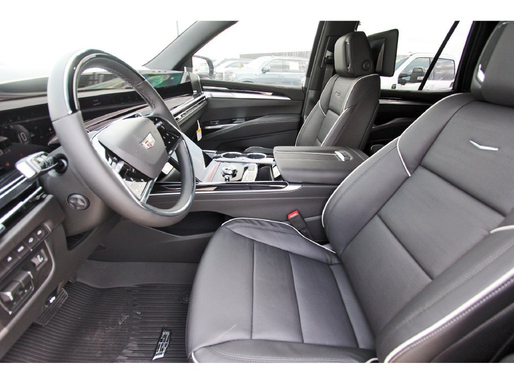 New 2027 Cadillac Escalade Sport w/ Touring Package AWD/4WD image 6