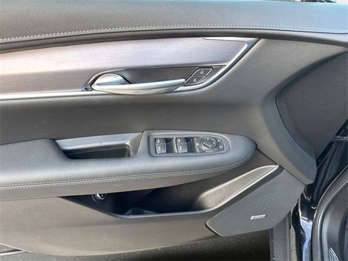 New 2025 Cadillac XT5 Luxury w/ LPO, Floor Liner Package image 15