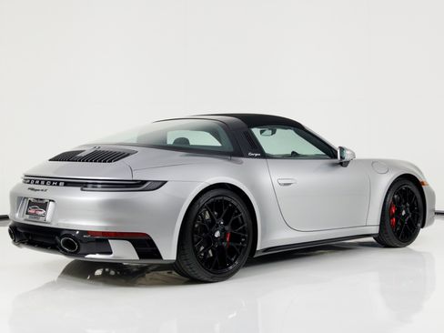 Used 2022 Porsche 911 Targa 4S image 4