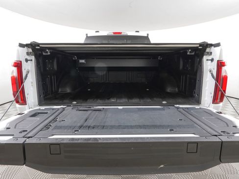 Used 2024 Ford F150 King Ranch w/ FX4 Off-Road Package image 7