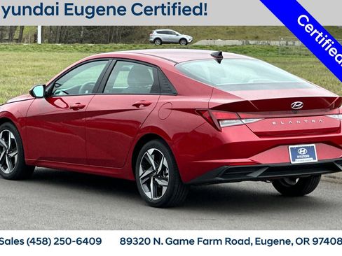 Used 2023 Hyundai Elantra SEL w/ Convenience Package image 6