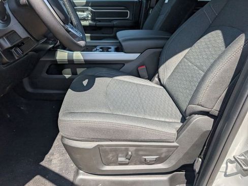 New 2026 RAM 2500 Big Horn AWD/4WD image 11