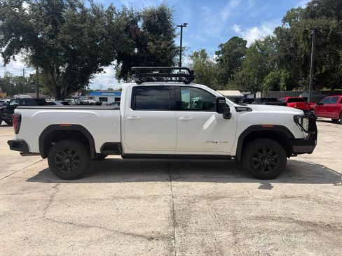 Used 2024 GMC Sierra 2500 AT4 w/ AT4 Premium Plus Package AWD/4WD image 7