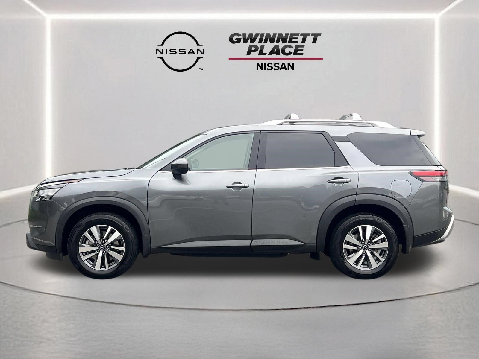 Certified 2024 Nissan Pathfinder SL AWD/4WD image 23