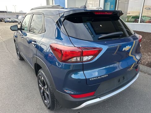 Used 2021 Chevrolet TrailBlazer LT w/ Convenience Package image 7