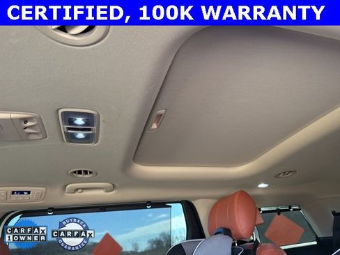 Certified 2024 Kia Carnival SX Prestige image 11