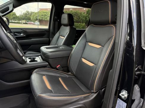 Used 2023 GMC Yukon XL AT4 w/ AT4 Premium Package AWD/4WD image 27
