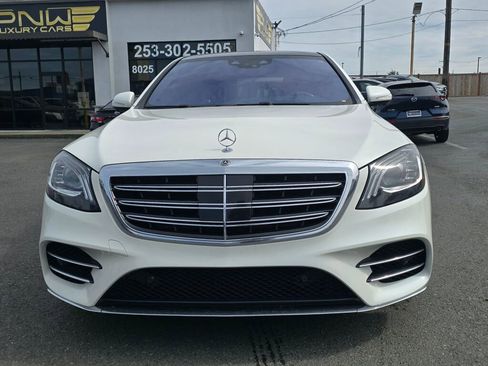 Used 2019 Mercedes-Benz S 560 Sedan w/ AMG Line Exterior image 3