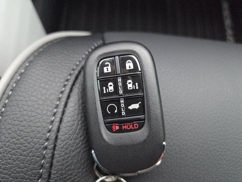 New 2026 Honda Odyssey Touring image 37