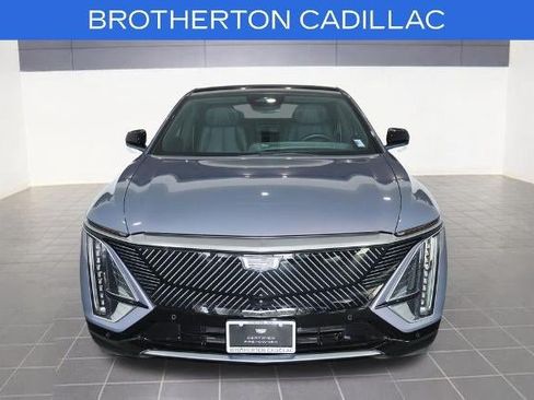 Used 2024 Cadillac Lyriq Luxury AWD/4WD image 12