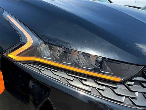 Used 2022 Kia K5 LXS FWD image 31